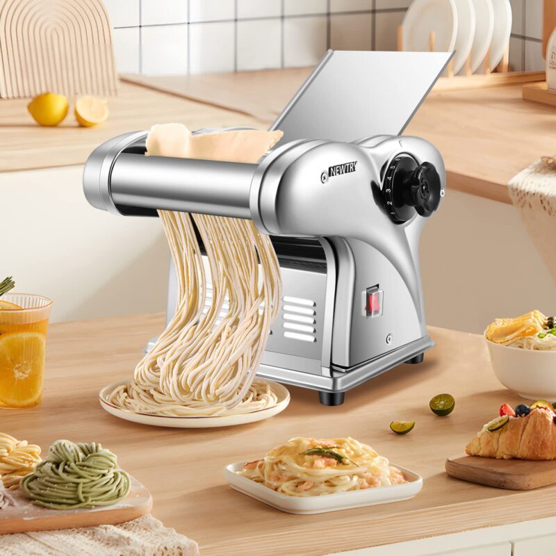 Noodles making machine