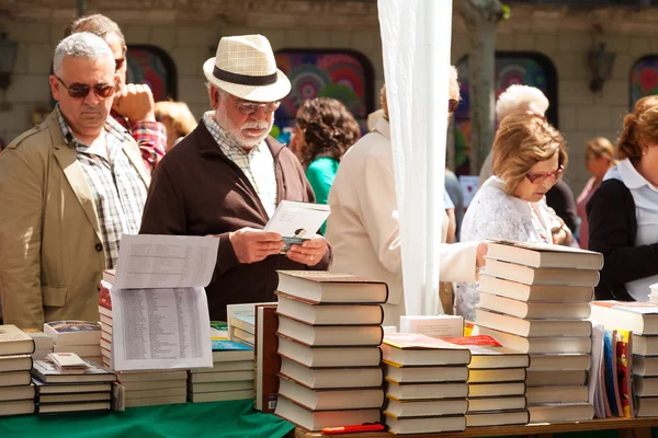 How to Make Your Book Go Viral from Day One